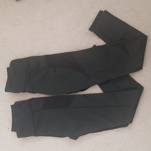 Contrast Mesh Pocket Design High Waist Butt Lift Yoga Pants